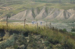 КЧР. Кран за колючкой.