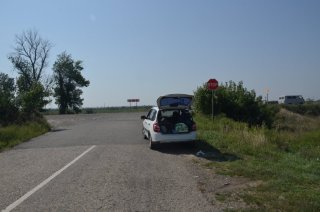 Остановились на перекус.