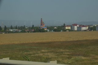 Кочубеевская. Церковь и ветряки.