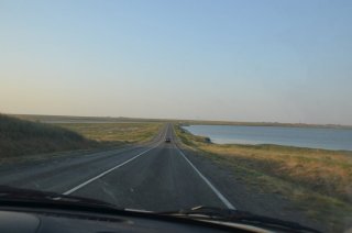 Дамба через Маныч.