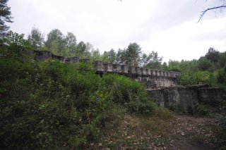 Гребень стены.