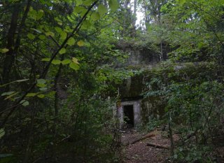 Вход в пороховой форт №4.