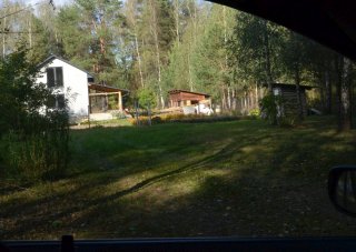 Домик на поляне.