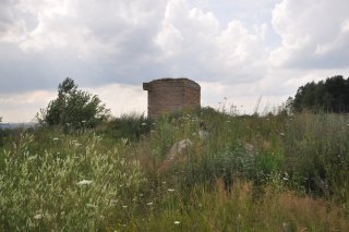 Немного бетонных облмков у КНП.