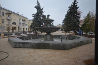 Суслик у фонтана.