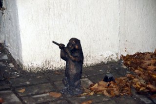 Суслик с флейтой.